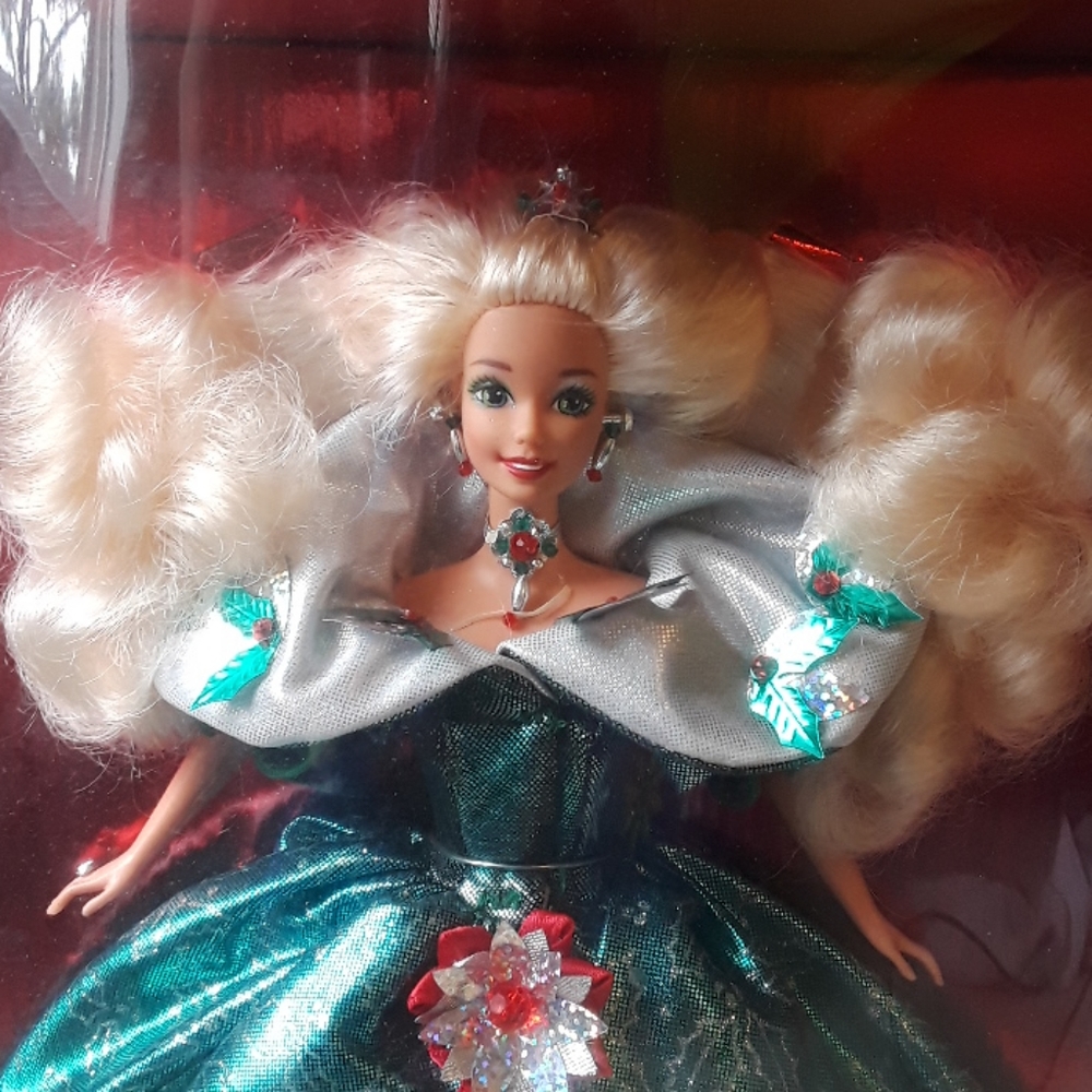 Barbie - Picture 2 of 2